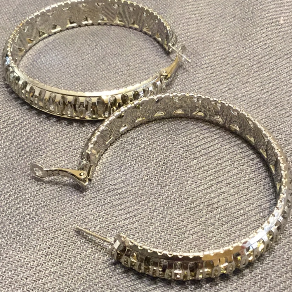 Silver stylish earrings